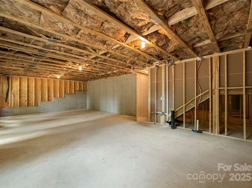 2033 Camp Greene Street, Charlotte, NC 28208.  MLS# CAR4264628, YatesRealty ID 17465. 