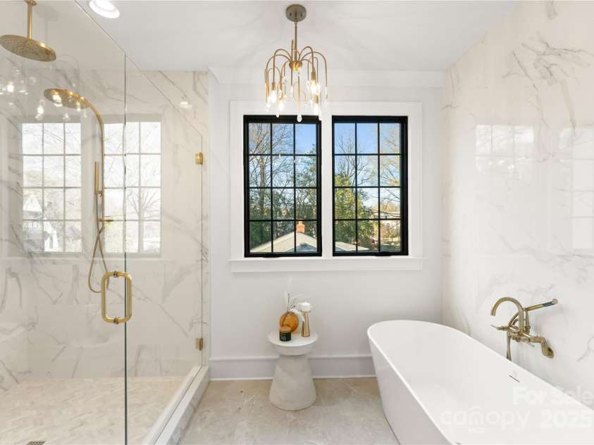 4142 Pineview Road, Charlotte, NC 28211.  MLS# CAR4329821, YatesRealty ID 17466. 