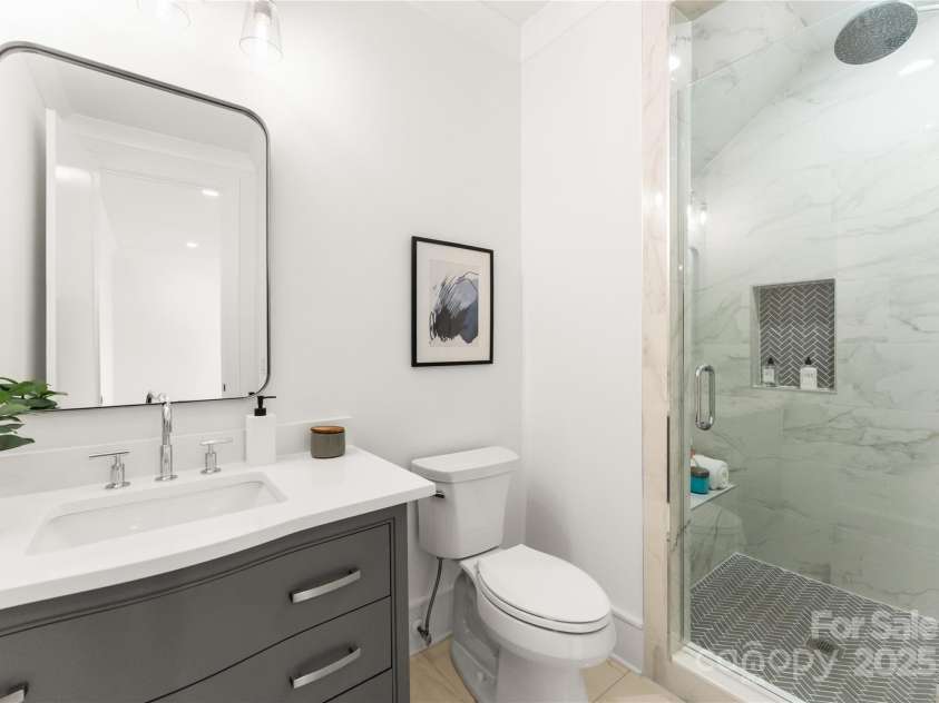 4142 Pineview Road, Charlotte, NC 28211.  MLS# CAR4329821, YatesRealty ID 17466. 