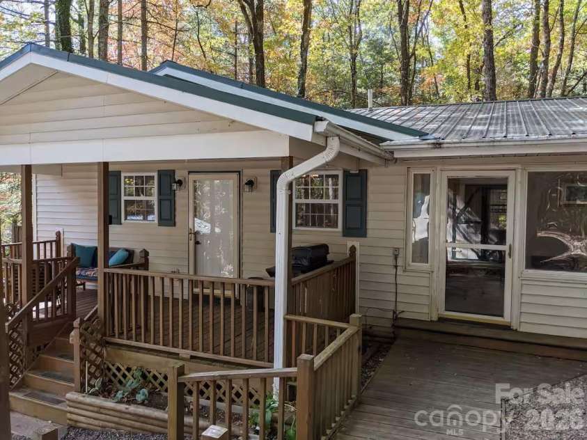 73 Pine Road, Rosman, NC 28772.  MLS# CAR4359856, YatesRealty ID 17466. 