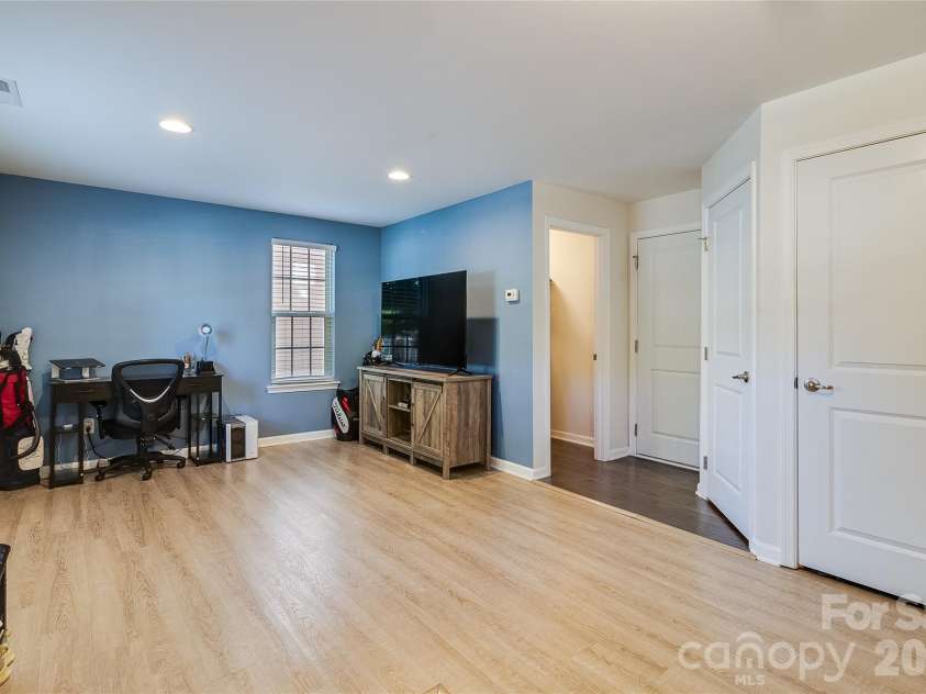 3022 Potomac River Parkway, Charlotte, NC 28217.  MLS# CAR4345412, YatesRealty ID 17467. 