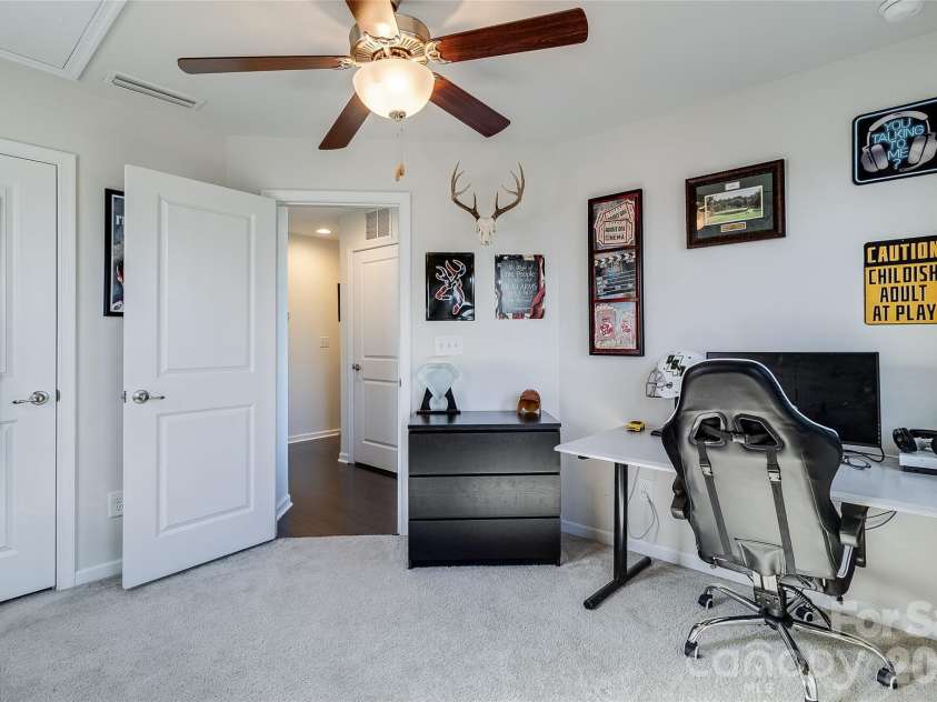 3022 Potomac River Parkway, Charlotte, NC 28217.  MLS# CAR4345412, YatesRealty ID 17467. 