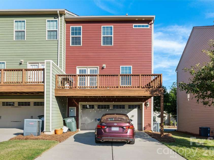 3022 Potomac River Parkway, Charlotte, NC 28217.  MLS# CAR4345412, YatesRealty ID 17467. 
