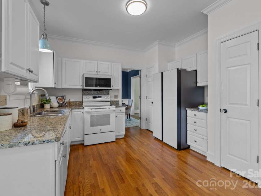 720 Camaross Drive, Charlotte, NC 28270.  MLS# CAR4264679, YatesRealty ID 17467. 