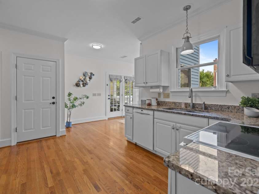 720 Camaross Drive, Charlotte, NC 28270.  MLS# CAR4264679, YatesRealty ID 17467. 