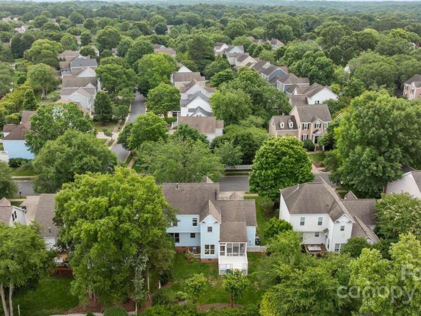 720 Camaross Drive, Charlotte, NC 28270.  MLS# CAR4264679, YatesRealty ID 17467. 