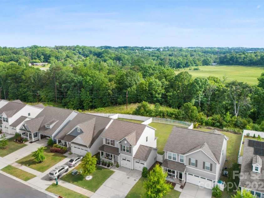 2104 New Hope Branch Way, Belmont, NC 28012.  MLS# CAR4258041, YatesRealty ID 17468. 