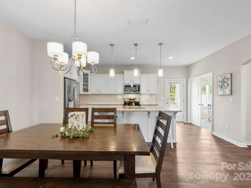 2104 New Hope Branch Way, Belmont, NC 28012.  MLS# CAR4258041, YatesRealty ID 17468. Dining room