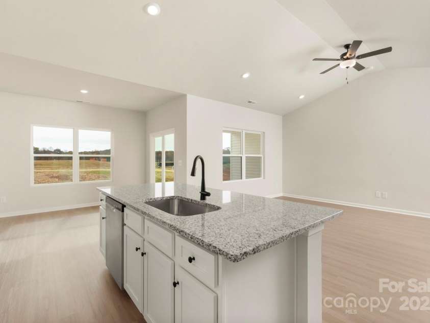 3336 Fox Hall Drive, Gastonia, NC 28052.  MLS# CAR4332725, YatesRealty ID 1747. 