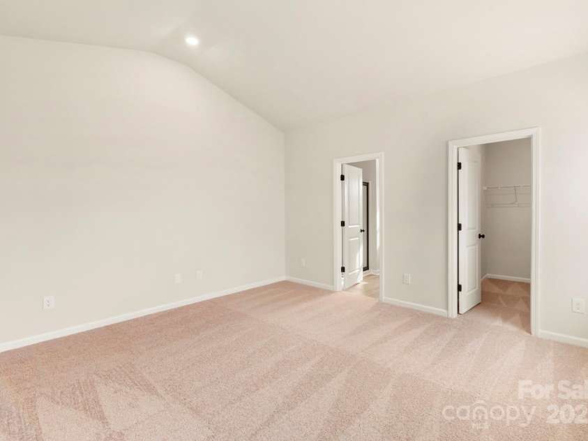 3336 Fox Hall Drive, Gastonia, NC 28052.  MLS# CAR4332725, YatesRealty ID 1747. 