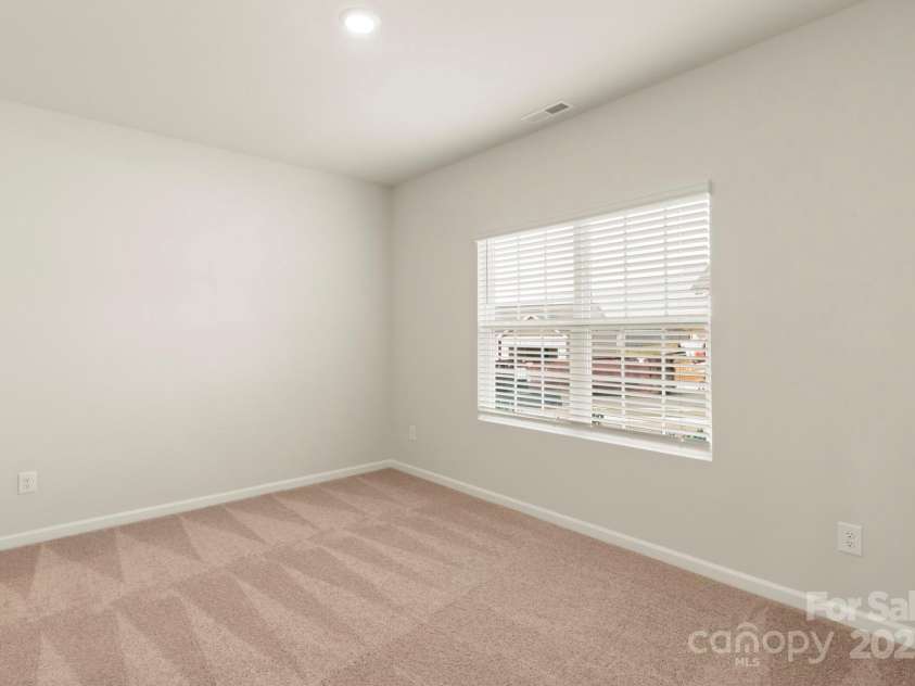 3336 Fox Hall Drive, Gastonia, NC 28052.  MLS# CAR4332725, YatesRealty ID 1747. 