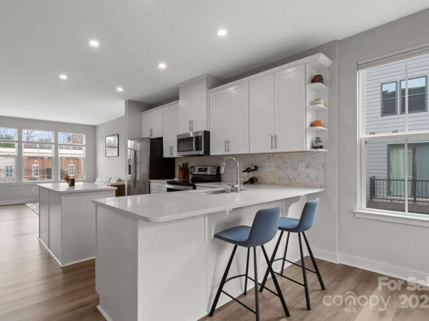 3750 Ellington Street, Charlotte, NC 28211.  MLS# CAR4231841, YatesRealty ID 1747. 
