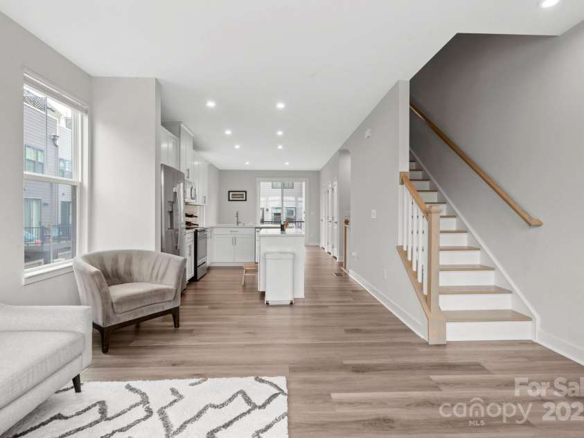 3750 Ellington Street, Charlotte, NC 28211.  MLS# CAR4231841, YatesRealty ID 1747. 