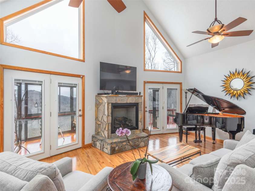 1185 Mule Stomp Road, Clyde, NC 28721.  MLS# CAR4210428, YatesRealty ID 17471. 