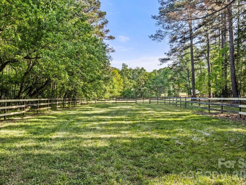 4386 Ivywoods Drive, Rock Hill, SC 29732.  MLS# CAR4370234, YatesRealty ID 17472. 