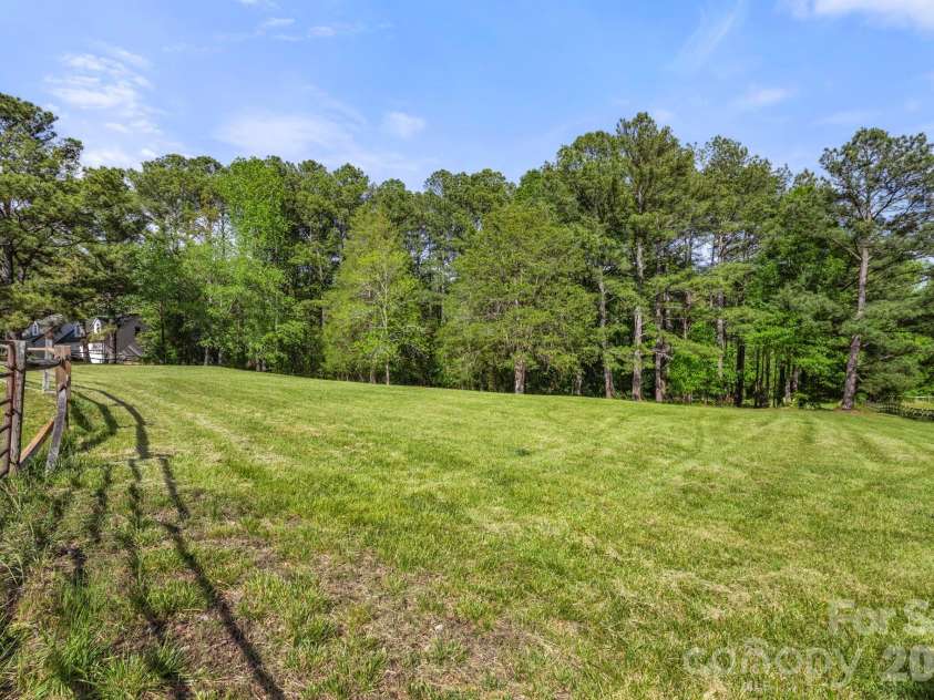 4386 Ivywoods Drive, Rock Hill, SC 29732.  MLS# CAR4370234, YatesRealty ID 17472. 