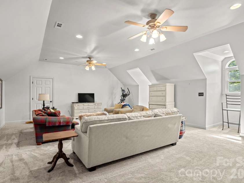 4386 Ivywoods Drive, Rock Hill, SC 29732.  MLS# CAR4370234, YatesRealty ID 17472. Bonus
