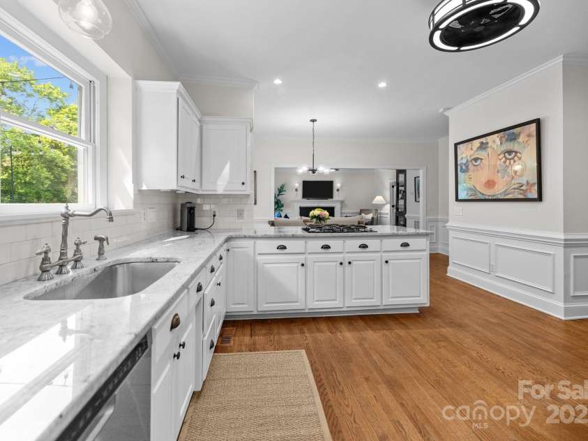 4622 Cotton Creek Drive, Charlotte, NC 28226.  MLS# CAR4259708, YatesRealty ID 17472. 