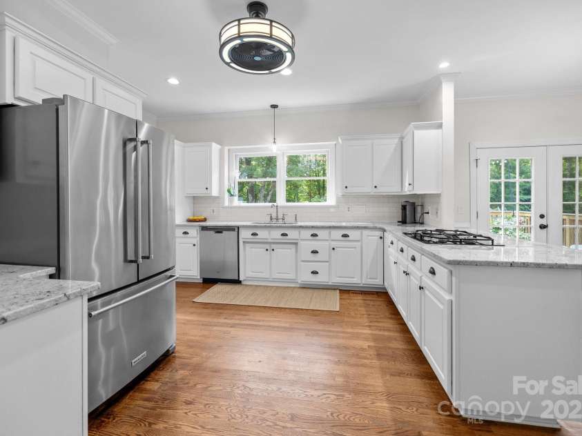 4622 Cotton Creek Drive, Charlotte, NC 28226.  MLS# CAR4259708, YatesRealty ID 17472. 