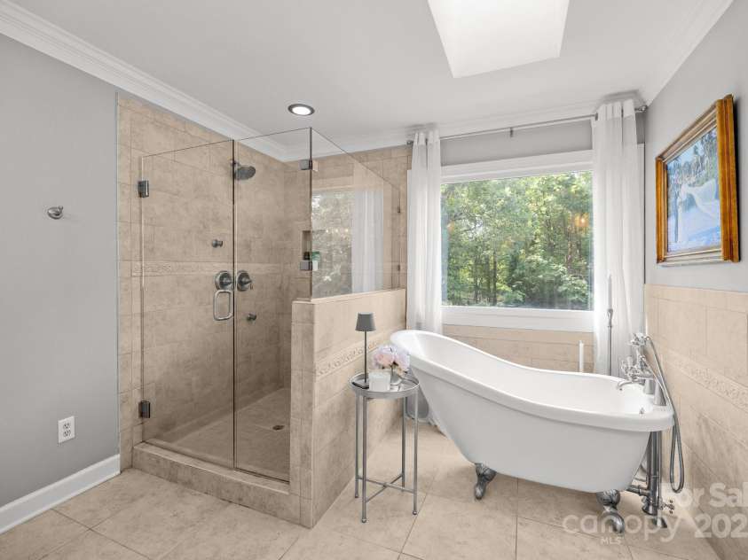 4622 Cotton Creek Drive, Charlotte, NC 28226.  MLS# CAR4259708, YatesRealty ID 17472. 