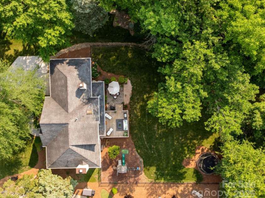 4622 Cotton Creek Drive, Charlotte, NC 28226.  MLS# CAR4259708, YatesRealty ID 17472. 