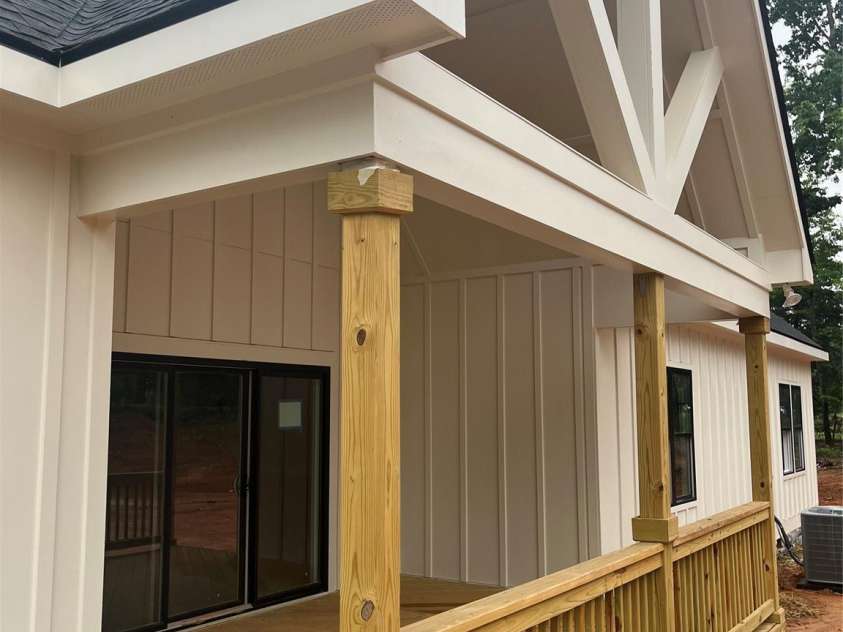 1204 Sage Pine Circle, Clover, SC 29710.  MLS# CAR4241389, YatesRealty ID 17473. 