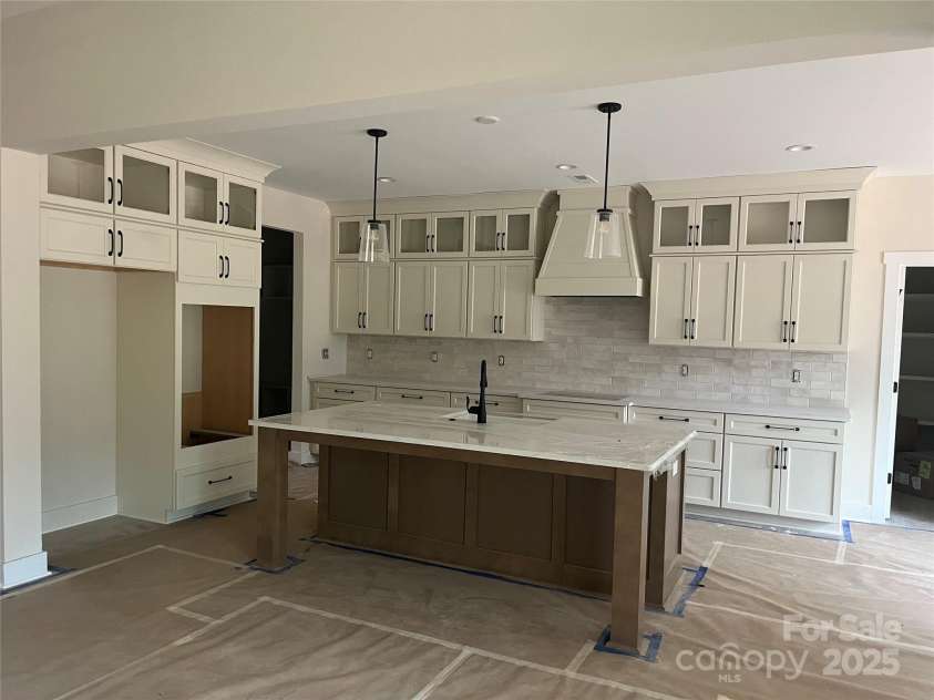 1204 Sage Pine Circle, Clover, SC 29710.  MLS# CAR4241389, YatesRealty ID 17473. 