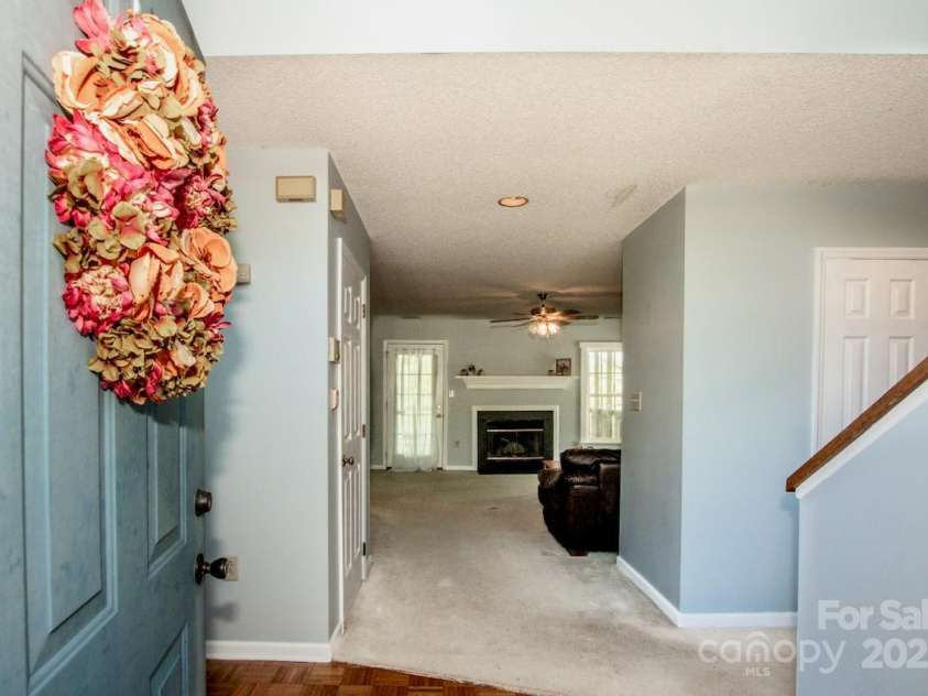 11024 Hunters Trace None, Charlotte, NC 28262.  MLS# CAR4248573, YatesRealty ID 17475. 