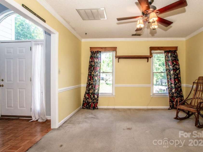 11024 Hunters Trace None, Charlotte, NC 28262.  MLS# CAR4248573, YatesRealty ID 17475. 