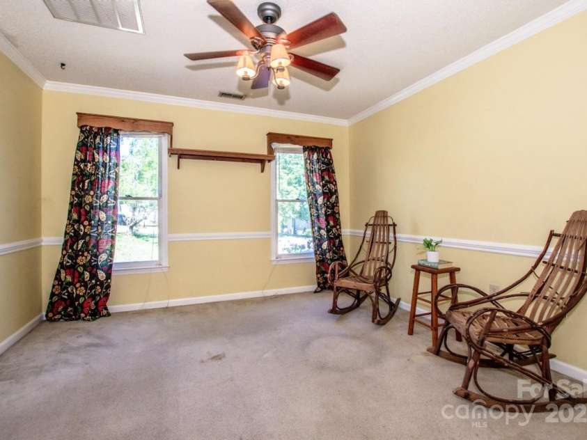 11024 Hunters Trace None, Charlotte, NC 28262.  MLS# CAR4248573, YatesRealty ID 17475. 
