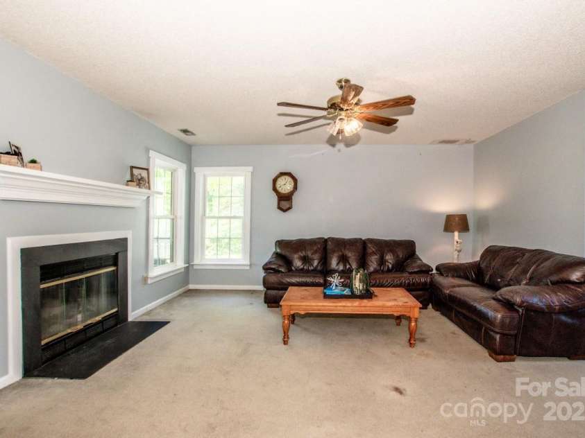 11024 Hunters Trace None, Charlotte, NC 28262.  MLS# CAR4248573, YatesRealty ID 17475. 