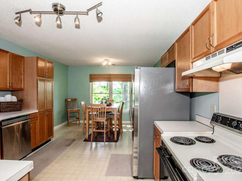 11024 Hunters Trace None, Charlotte, NC 28262.  MLS# CAR4248573, YatesRealty ID 17475. 