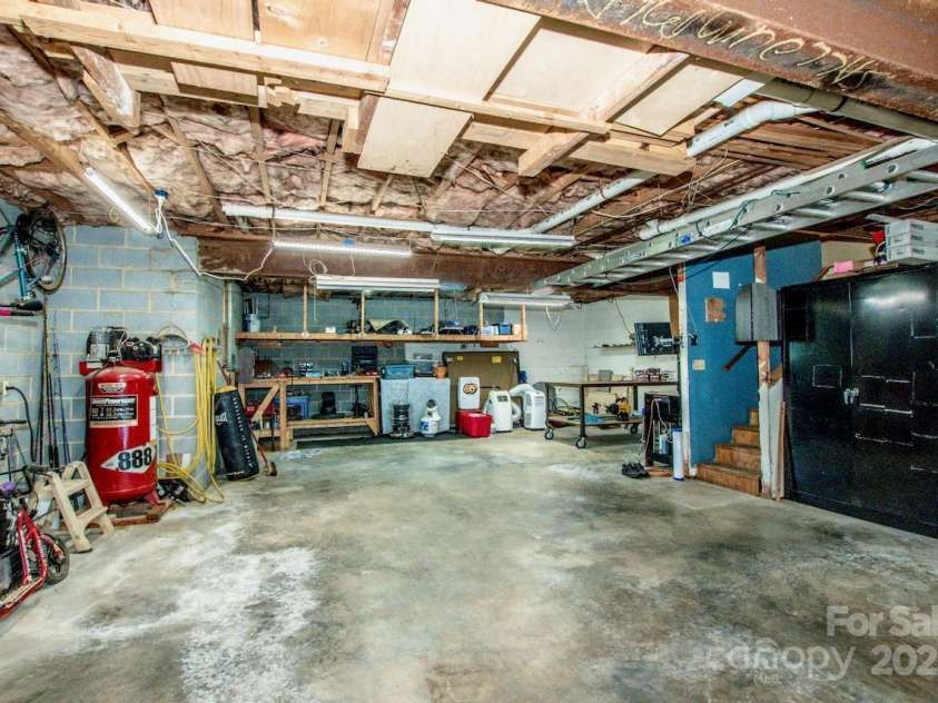 11024 Hunters Trace None, Charlotte, NC 28262.  MLS# CAR4248573, YatesRealty ID 17475. 