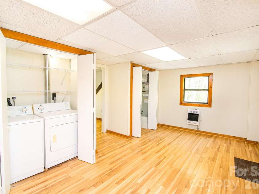 298 Timbuktu Road, Sylva, NC 28779.  MLS# CAR4374414, YatesRealty ID 17476. 