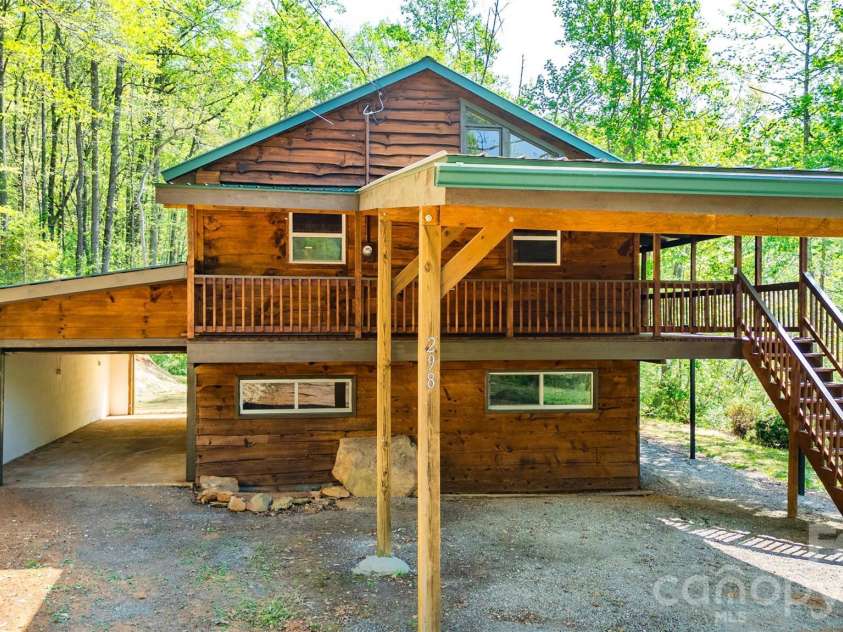 298 Timbuktu Road, Sylva, NC 28779.  MLS# CAR4374414, YatesRealty ID 17476. 