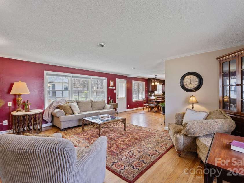 3500 Sunningdale Lane, Statesville, NC 28625.  MLS# CAR4265945, YatesRealty ID 17476. 