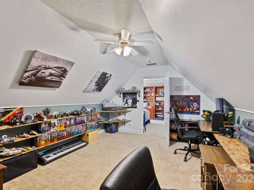 3500 Sunningdale Lane, Statesville, NC 28625.  MLS# CAR4265945, YatesRealty ID 17476. 