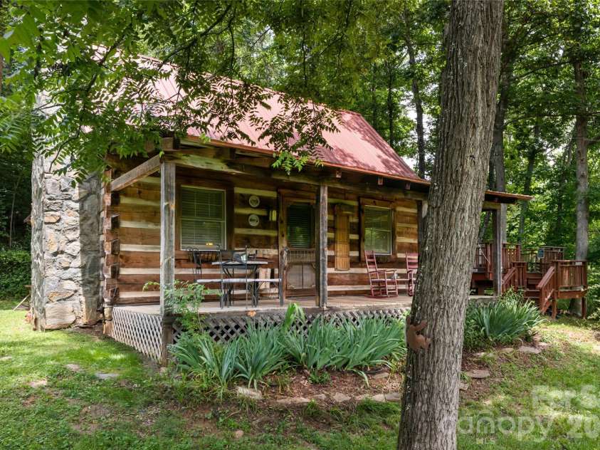 119 Old Salem Branch Drive, Alexander, NC 28701.  MLS# CAR4372909, YatesRealty ID 17477. 