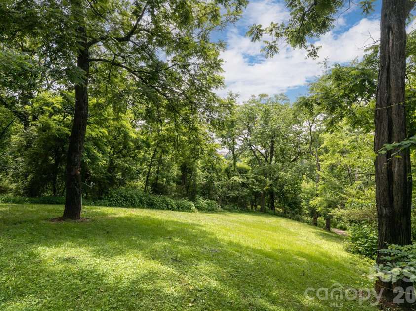 119 Old Salem Branch Drive, Alexander, NC 28701.  MLS# CAR4372909, YatesRealty ID 17477. 