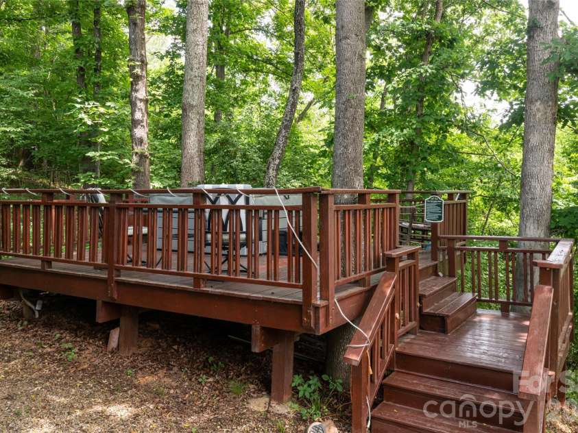 119 Old Salem Branch Drive, Alexander, NC 28701.  MLS# CAR4372909, YatesRealty ID 17477. 