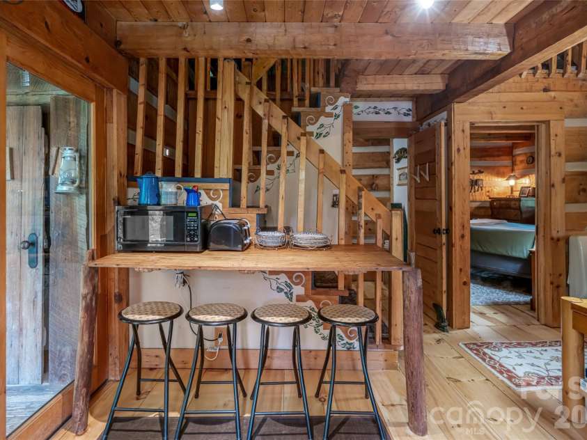 119 Old Salem Branch Drive, Alexander, NC 28701.  MLS# CAR4372909, YatesRealty ID 17477. 