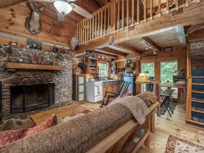 119 Old Salem Branch Drive, Alexander, NC 28701.  MLS# CAR4372909, YatesRealty ID 17477. 