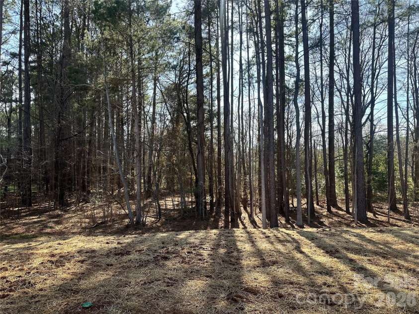 103 Chalfont Court, Salisbury, NC 28147.  MLS# CAR4313371, YatesRealty ID 17478. 