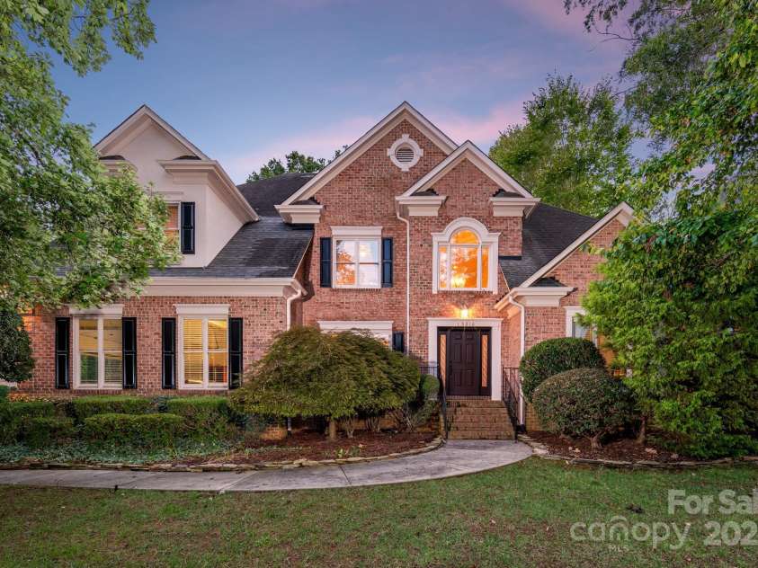 15216 Ballantyne Country Club Drive, Charlotte, NC 28277.  MLS# CAR4262729, YatesRealty ID 17478. 