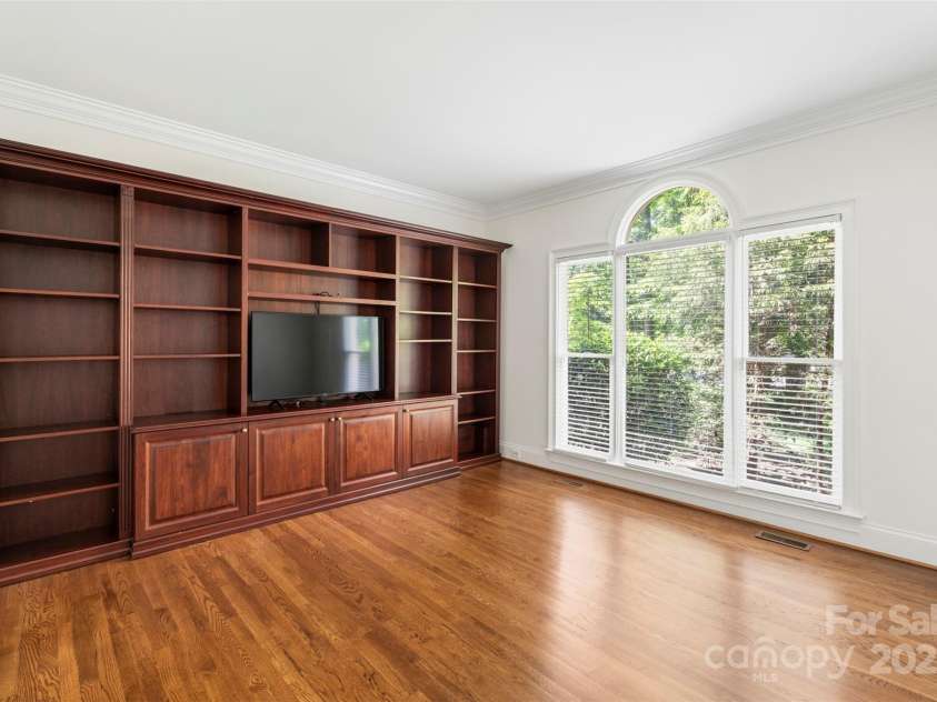 15216 Ballantyne Country Club Drive, Charlotte, NC 28277.  MLS# CAR4262729, YatesRealty ID 17478. 