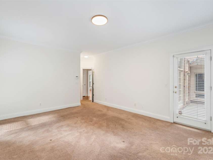 15216 Ballantyne Country Club Drive, Charlotte, NC 28277.  MLS# CAR4262729, YatesRealty ID 17478. 