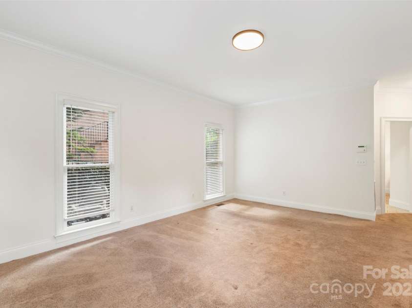 15216 Ballantyne Country Club Drive, Charlotte, NC 28277.  MLS# CAR4262729, YatesRealty ID 17478. 