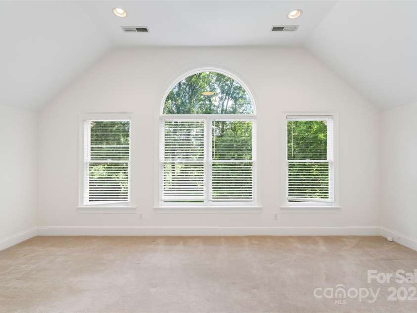15216 Ballantyne Country Club Drive, Charlotte, NC 28277.  MLS# CAR4262729, YatesRealty ID 17478. 