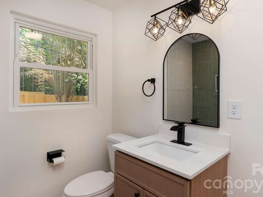 137 Birchwood Drive, Charlotte, NC 28214.  MLS# CAR4369624, YatesRealty ID 17479. 