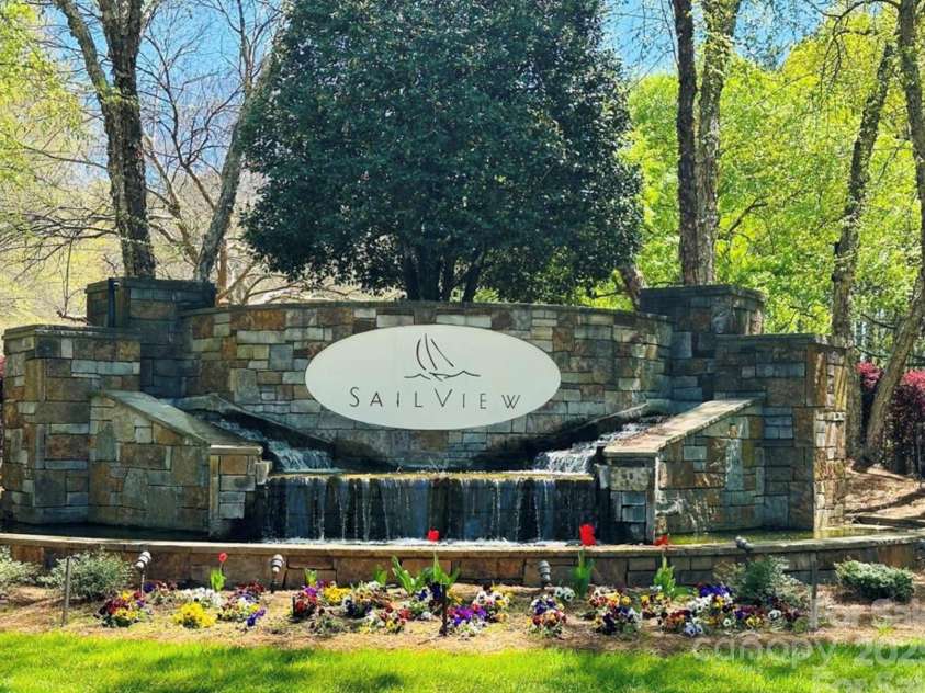 4563 Osprey Run Court, Denver, NC 28037.  MLS# CAR4250891, YatesRealty ID 17479. Sailview entrance